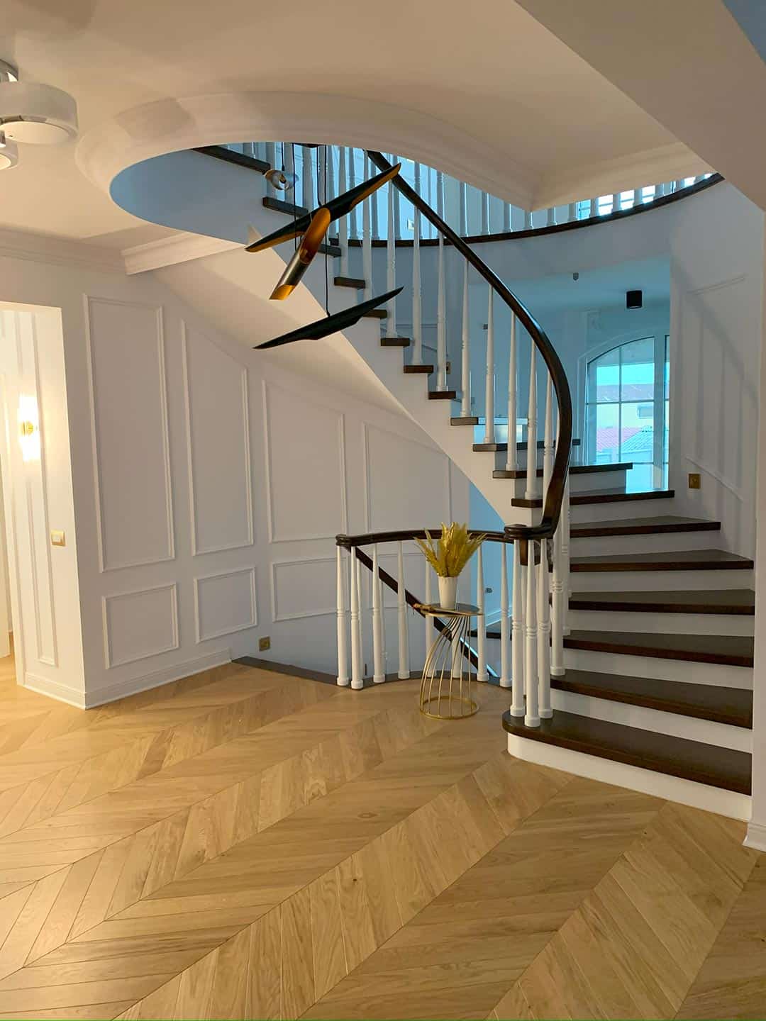 Bespoke Staircases & Balustrades Bespoke Staircases & Balustrades